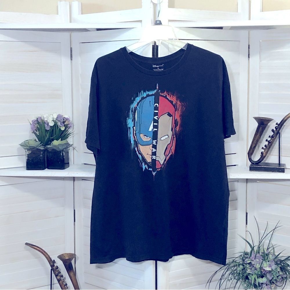 Disney Store Civil War Iron Man Captain America Black T-Shirt XL